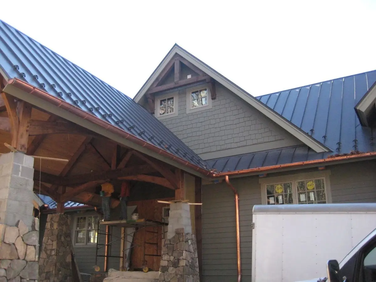 Craftsman Roofing team delivering quality roofing work in Medina